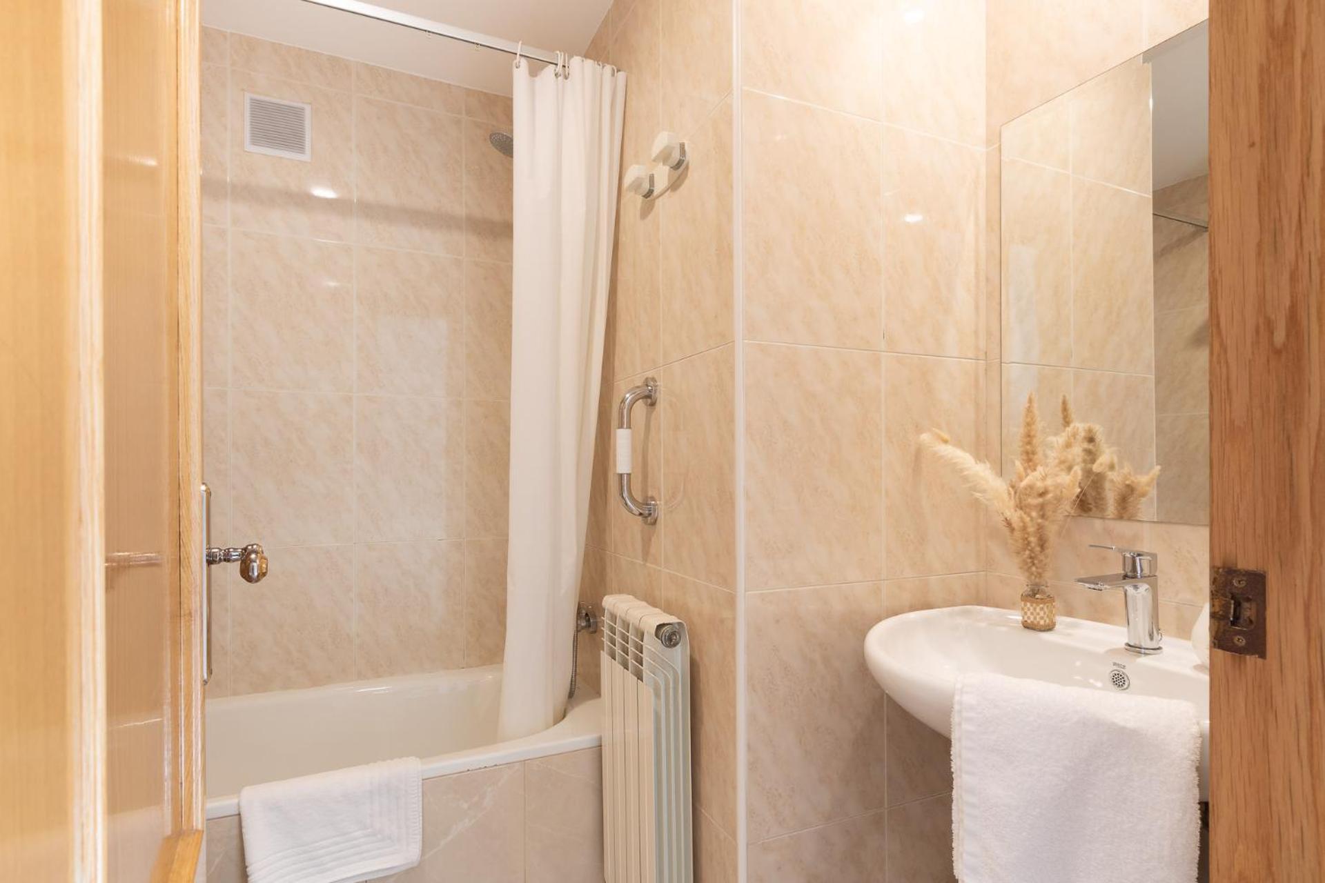 Hostal Lobrega Torrecilla en Cameros المظهر الخارجي الصورة